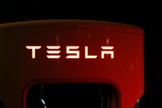 tesla:-changing-the-game-in-the-automotive-world-from-silicon-valley