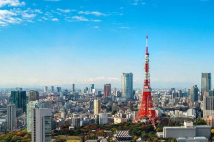 explore-tokyo-tower:-a-journey-above-the-city-lights