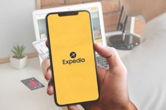 expedia-us-help-center:-how-to-get-in-touch-via-phone,-email,-and-chat